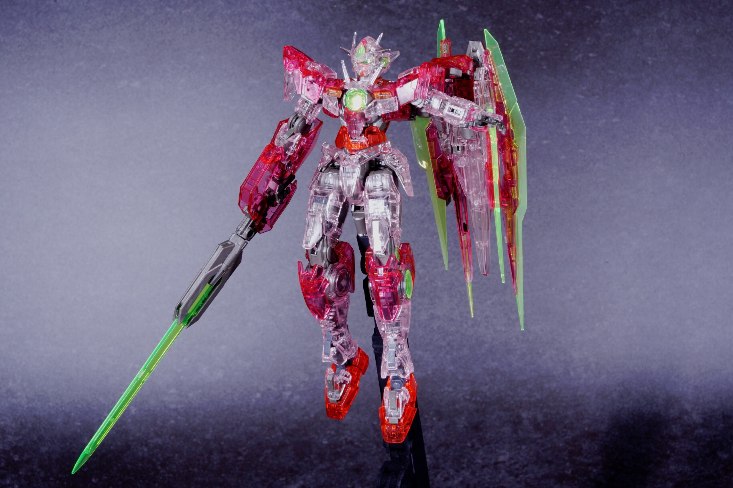 ガンダムベース限定 RG ダブルオークアンタ クリアカラー/トランザムクリア vol.28 RG 1/144 ガンダムベース限定 ダブルオークアンタ［トランザム