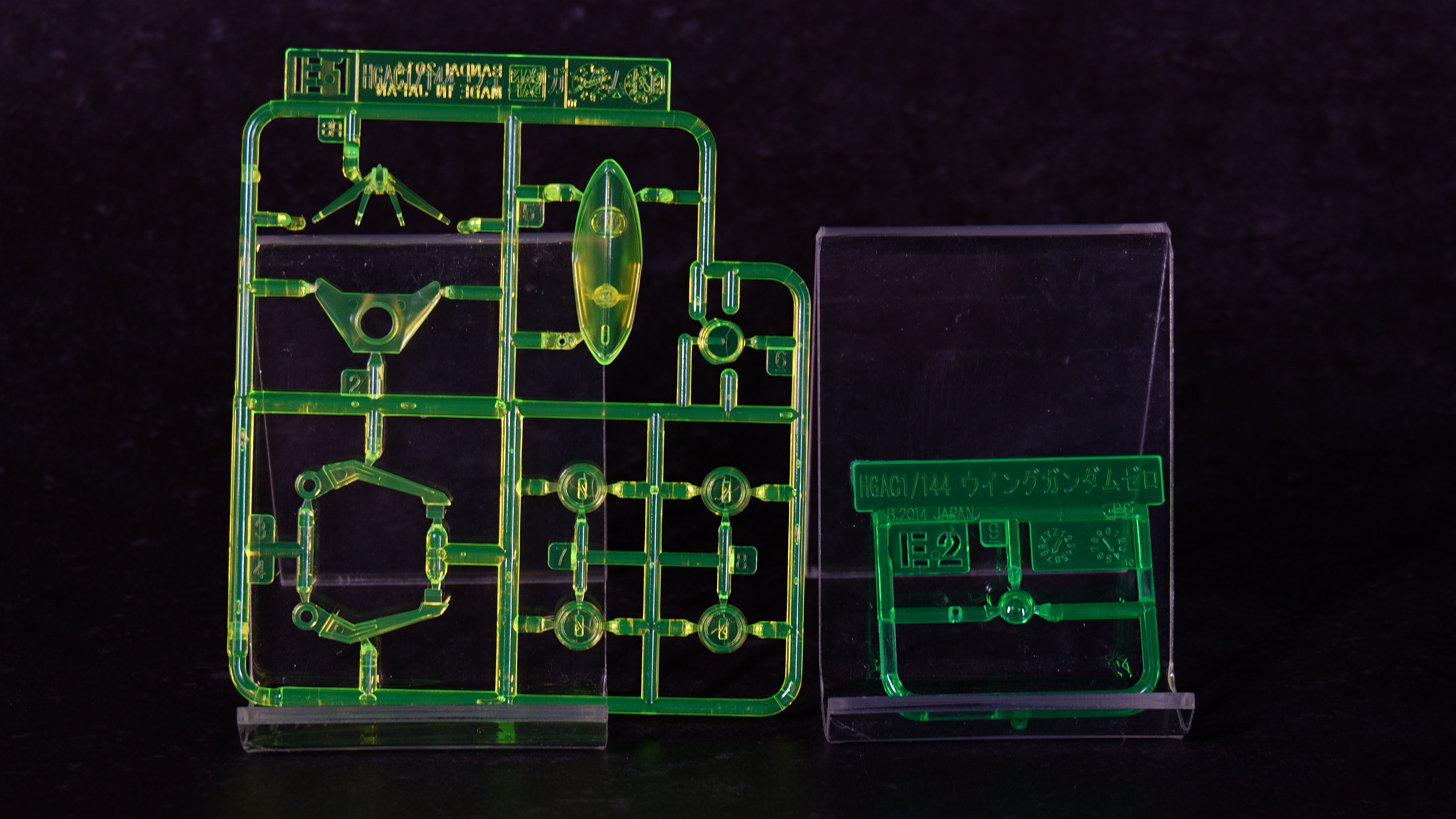 【Vol.10 HGAC 1/144 Wing Gundam Zero [Solid Clear]】 Review 1