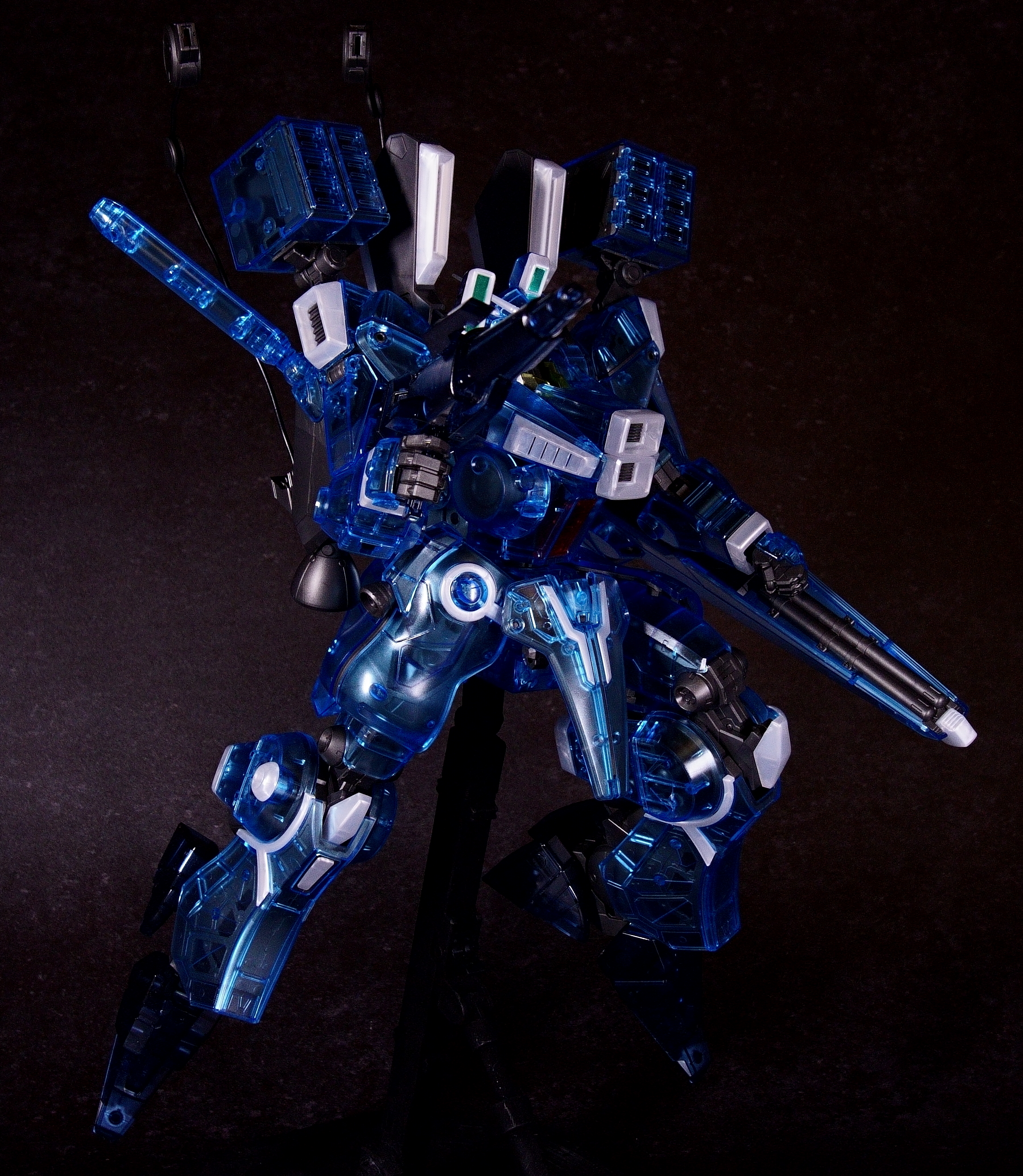 【Vol.15 MG 1/100 Gundam Mk-V [Clear Color]】 Review 1