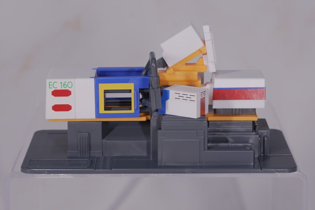 【Vol.35 Bandai Hobby Center Original 1/60 Electric 4-Color Injection Molding Machine】 Review