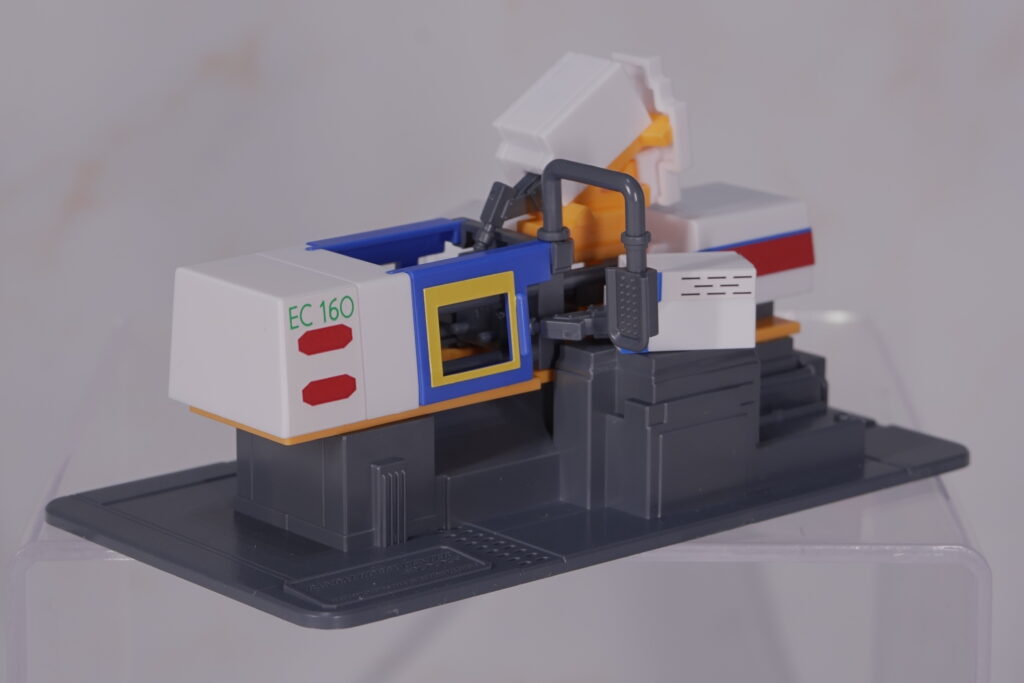 【Vol.35 Bandai Hobby Center Original 1/60 Electric 4-Color Injection Molding Machine】 Review