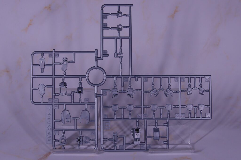 【Vol.19 Gunpla HG 1/144 Gundam Heavyarms [Clear Color]】 Review