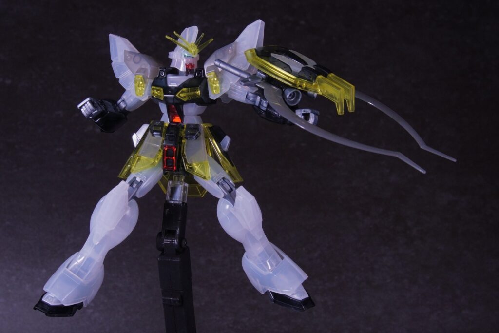 【Vol.20 HG 1/144 Gundam Sandrock [Clear Color]】 Review