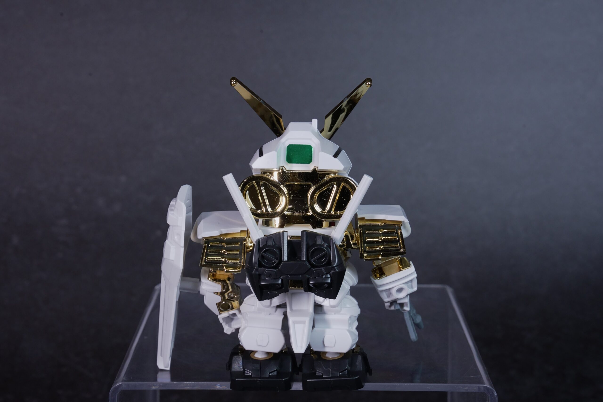 BB戦士299 ガンダムアストレイゴールドフレーム 完成品 各アングル