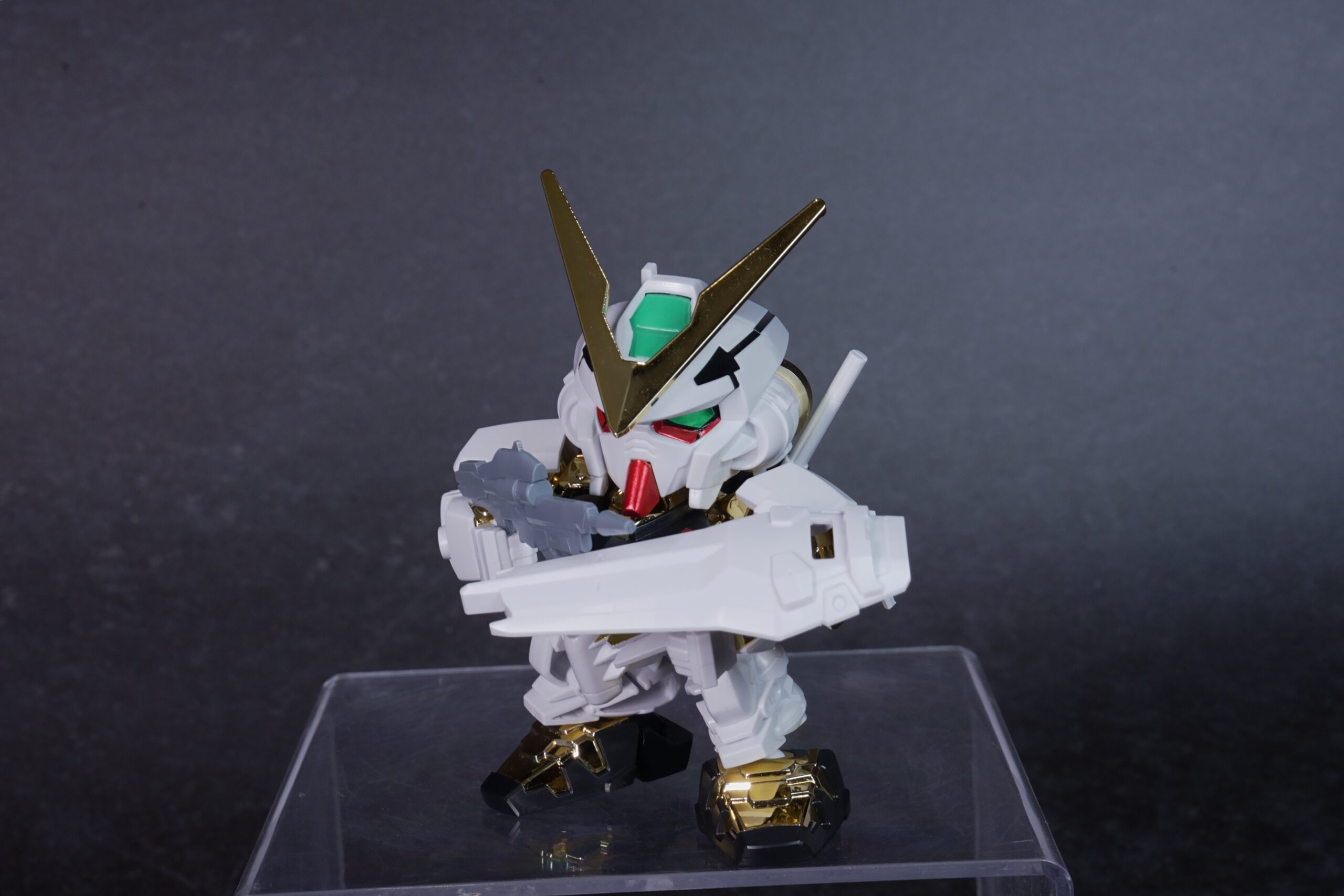 BB戦士299 ガンダムアストレイゴールドフレーム 完成品 各アングル