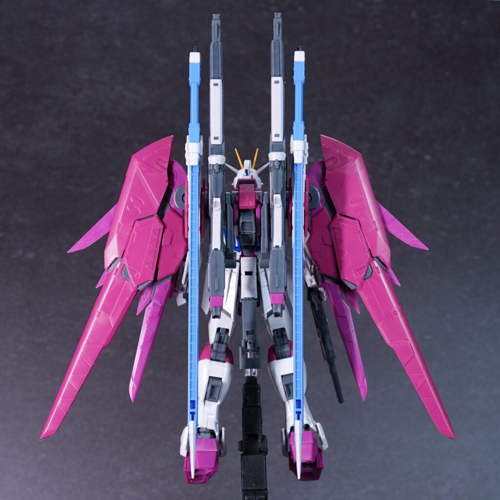 RG 1/144 デスティニーインパルス デスティニーシルエットを展開した完成品 正面